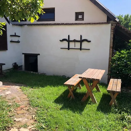 Anna Porta Ferienhaus Kan